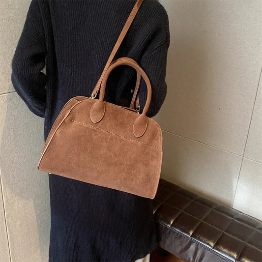 Jak wybrać idealną torebkę na ramię? Praktyczny przewodnik dla stylowych Kobiet