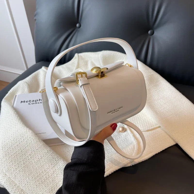 Torebka na ramię kuferek