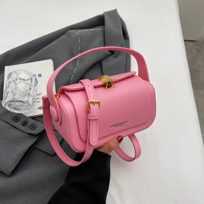 Torebka na ramię kuferek