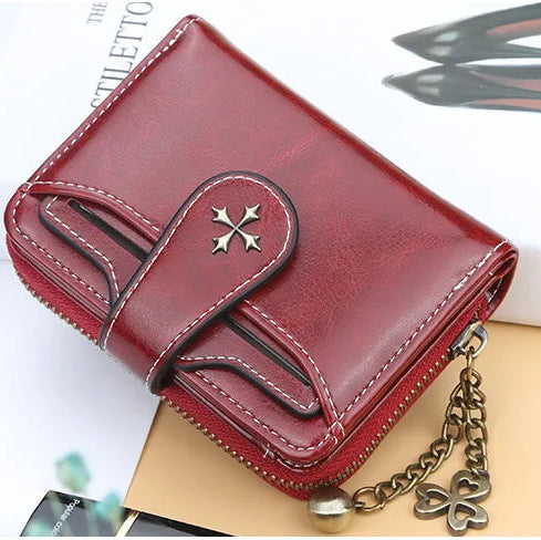 Pojemny portfel z wyjmowanym etui na karty