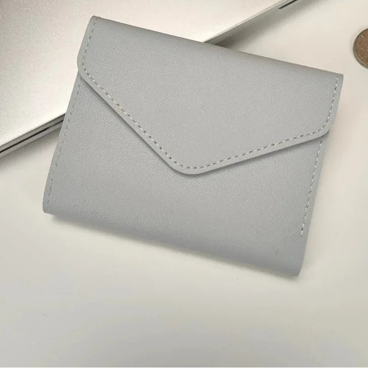 Minimalistyczny składany portfel