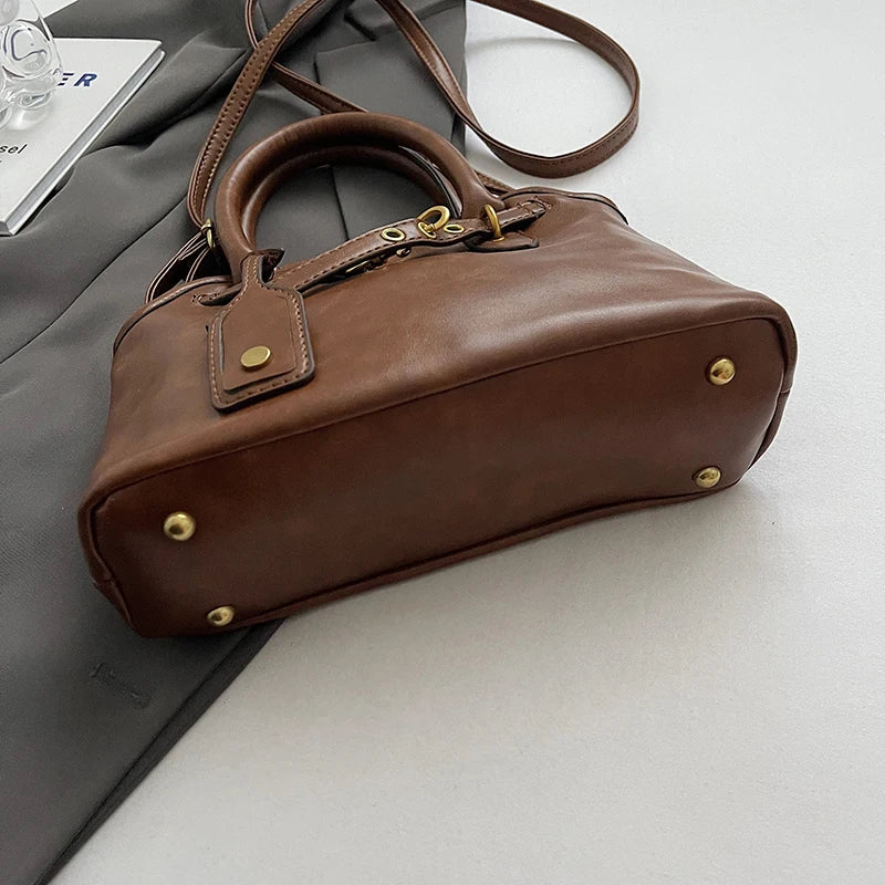 Mała torebka w stylu vintage