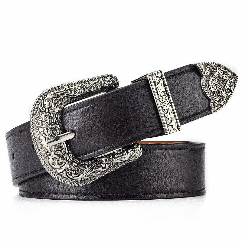 Pasek w kowbojskim stylu z ozdobną klamrą