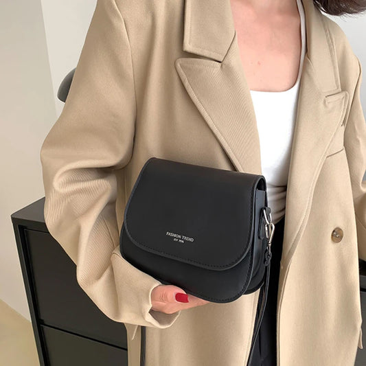 Klasyczna elegancka torebka crossbody