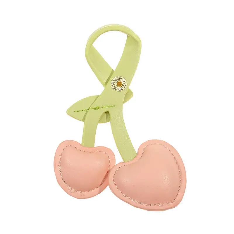 Zawieszka skórzana serduszka