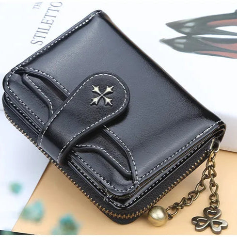 Pojemny portfel z wyjmowanym etui na karty