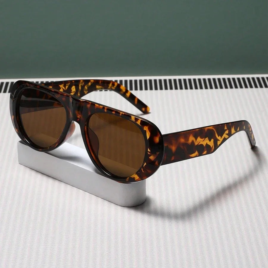 Duże designerskie okulary przeciwsłoneczne