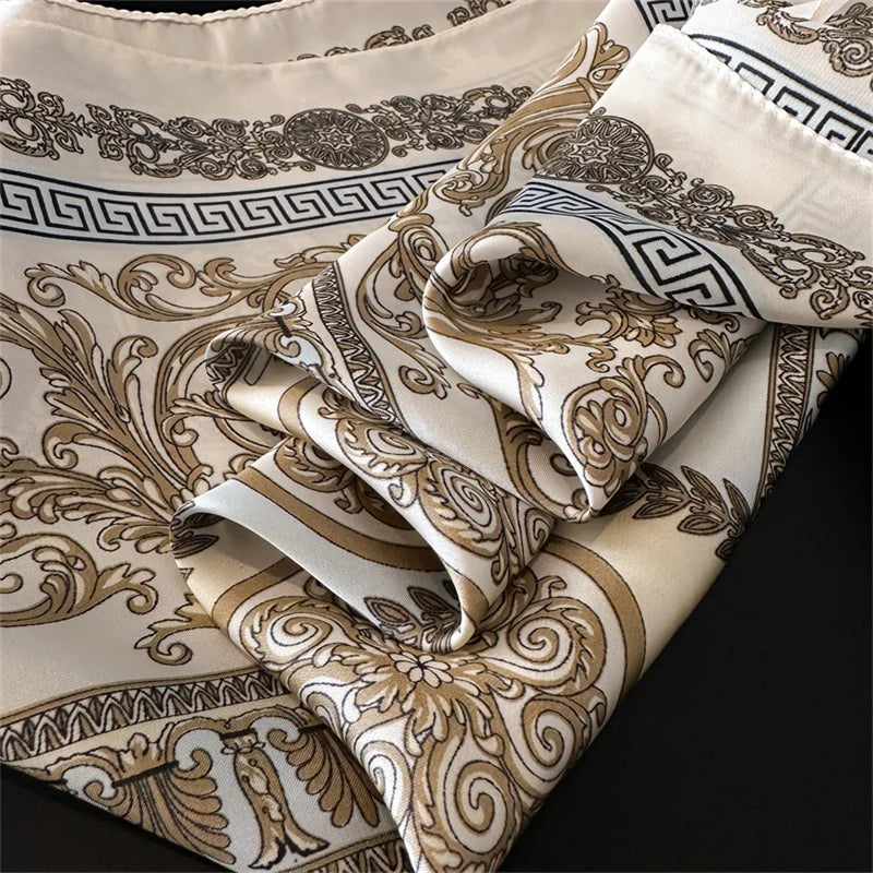 Satynowa chusta w stylu barokowym