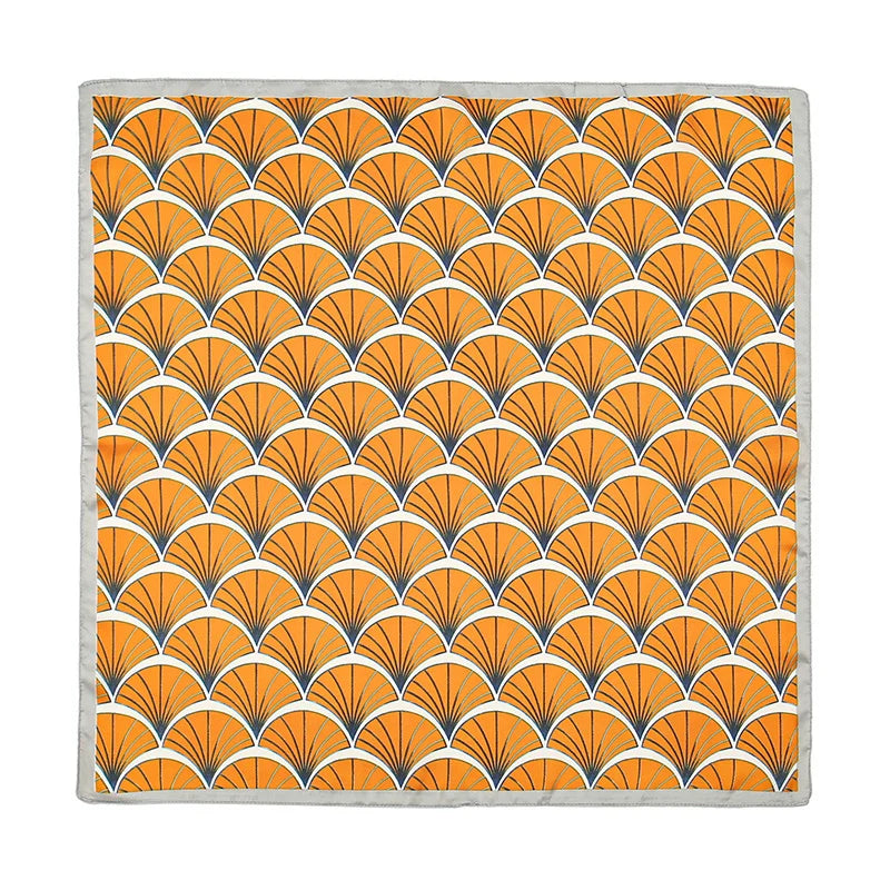 Wzorzysta satynowa chusta