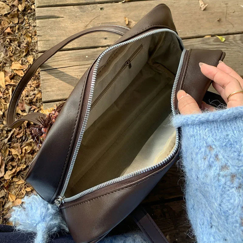 Prosta torba na ramię z kieszonką