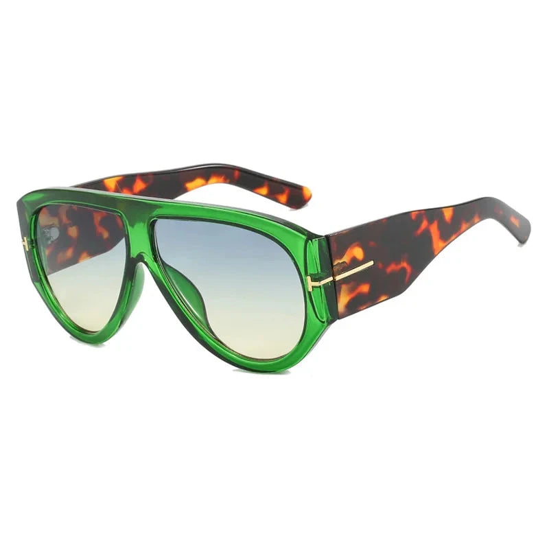 Masywne okulary przeciwsłoneczne vintage