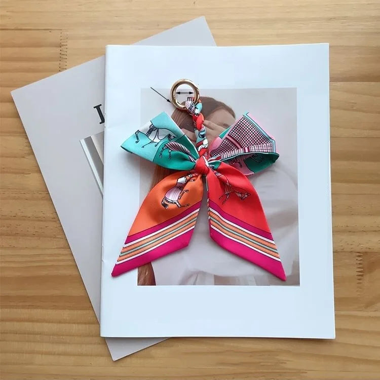 Zawieszka materiałowa kokarda