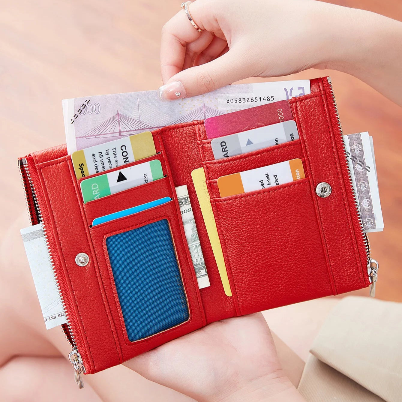 Minimalistyczny rozkładany portfel