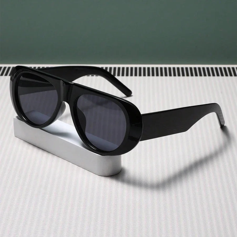 Duże designerskie okulary przeciwsłoneczne