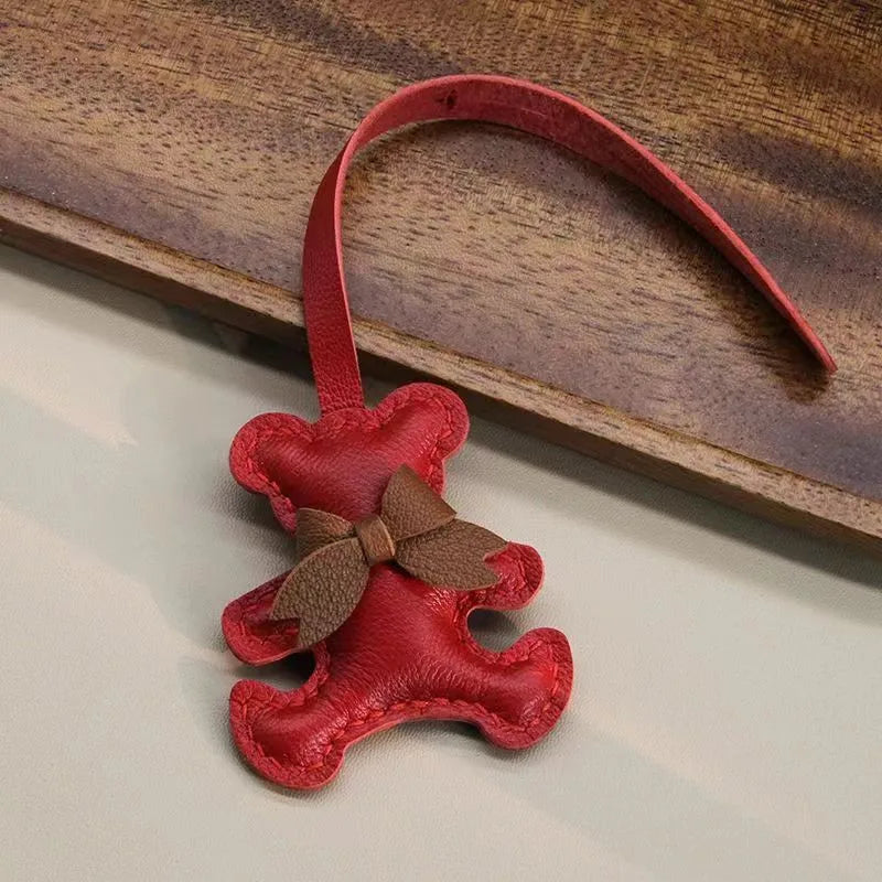 Zawieszka miś skórzany