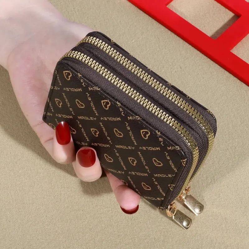 Podwójne etui na karty