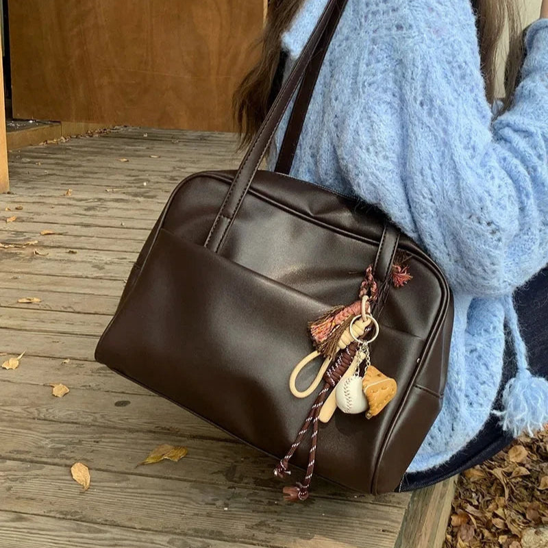 Prosta torba na ramię z kieszonką