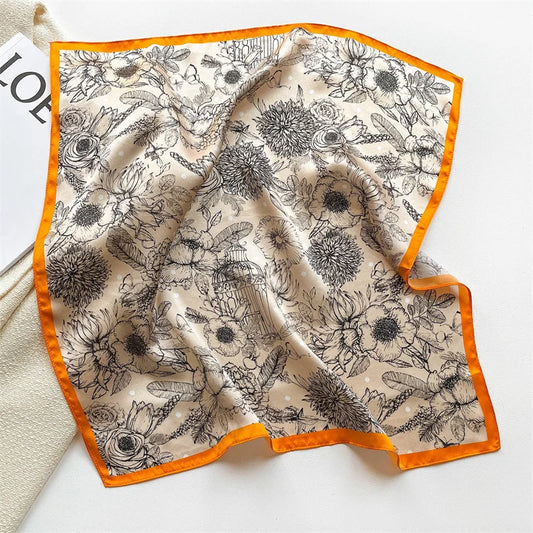 Jedwabna chusta w kwiaty