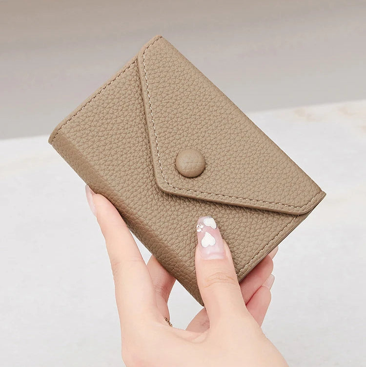 Klasyczne skórzane etui na karty