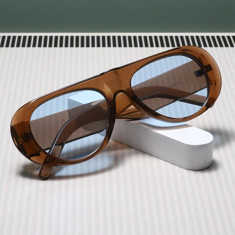 Duże designerskie okulary przeciwsłoneczne