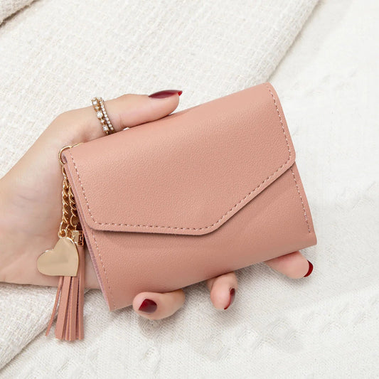 Składane etui na karty z frędzlami