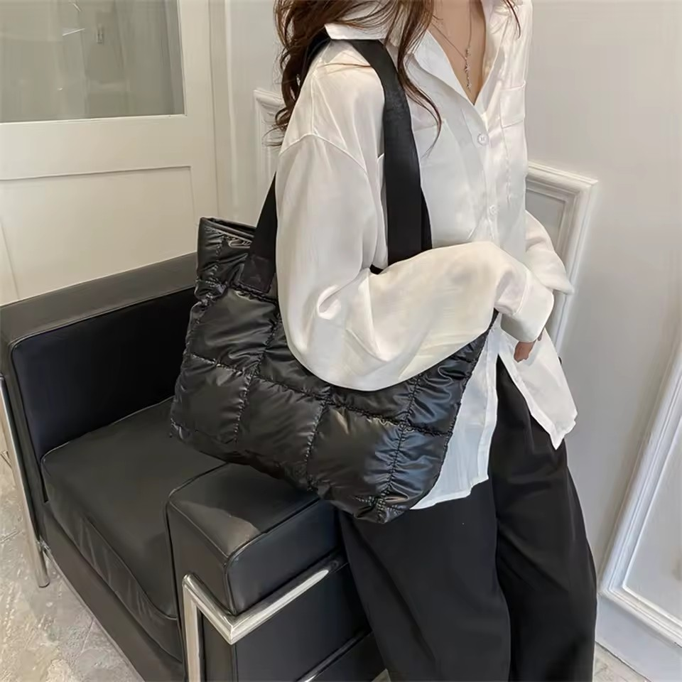 Pikowana torba typu shopper