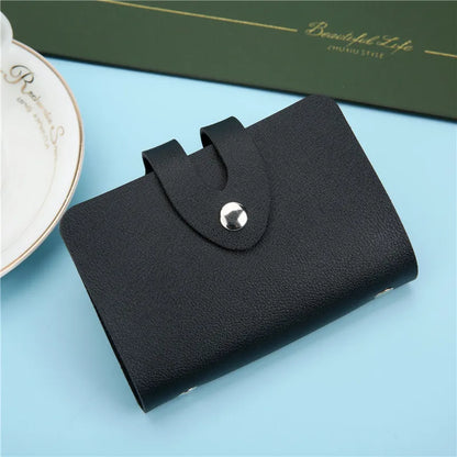 Minimalistyczne etui na 24 karty