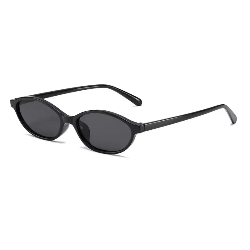 Owalne okulary  przeciwsłoneczne vintage