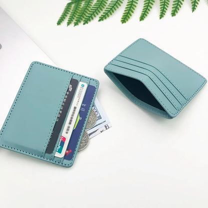 Minimalistyczne etui na karty
