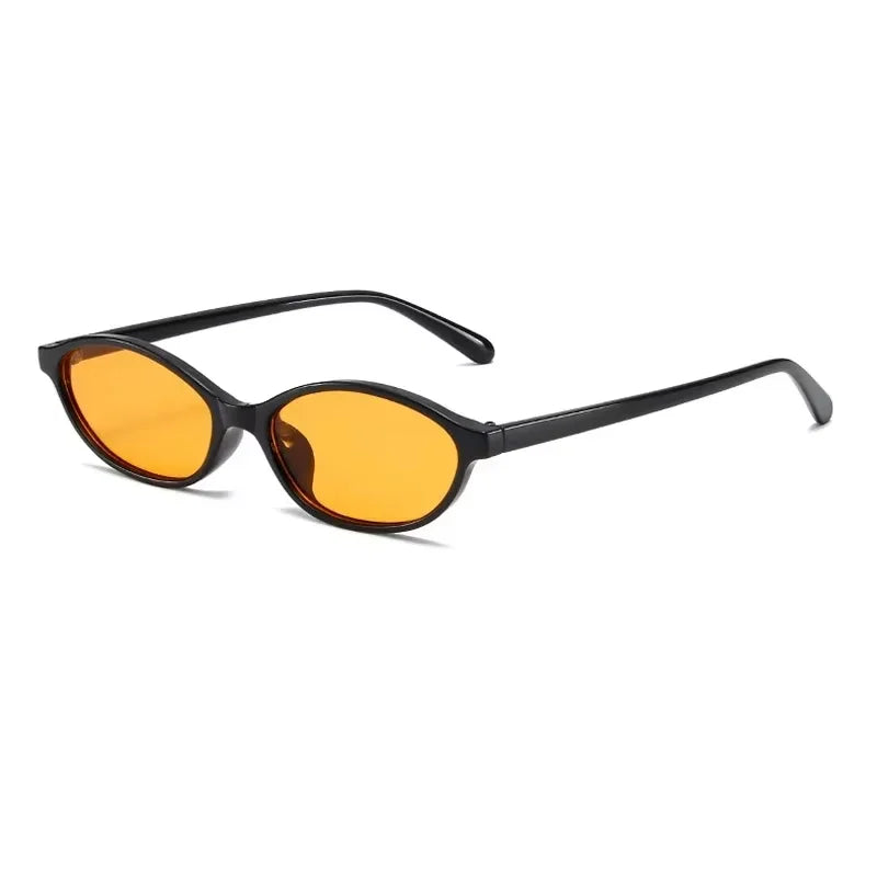 Owalne okulary  przeciwsłoneczne vintage