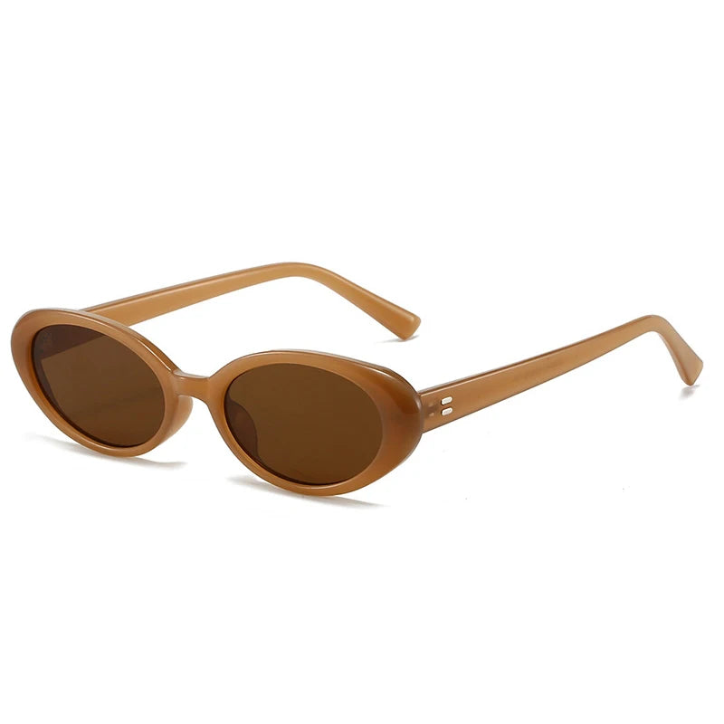 Owalne okulary retro z kolorową soczewką