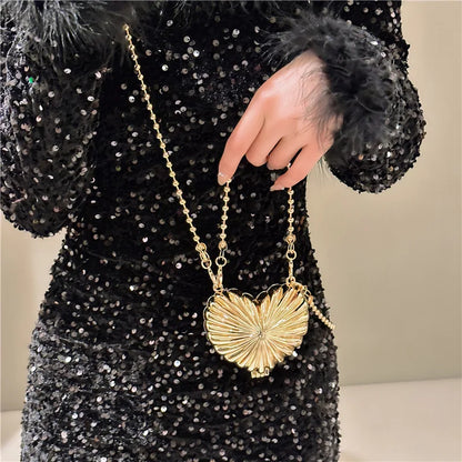 Mała torebka ozdobna serce