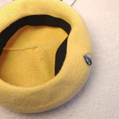 Czapka beret ze srebrnym serduszkiem