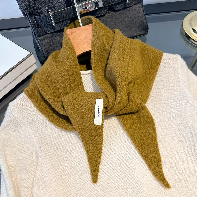 Dziergany szalik w stylu apaszki